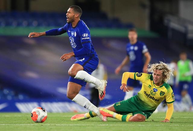 们展示了她 们展示了她